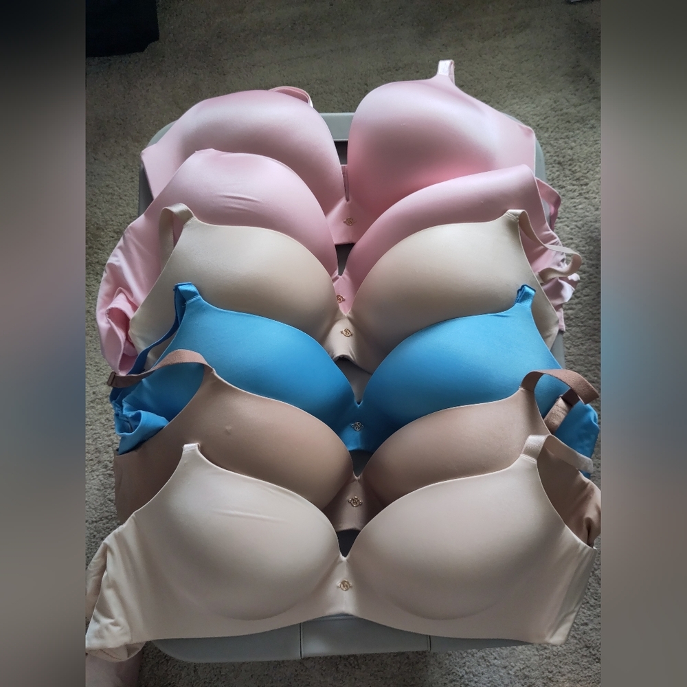 Victoria's Secret Bra Collection -Size 40D - 6 Total